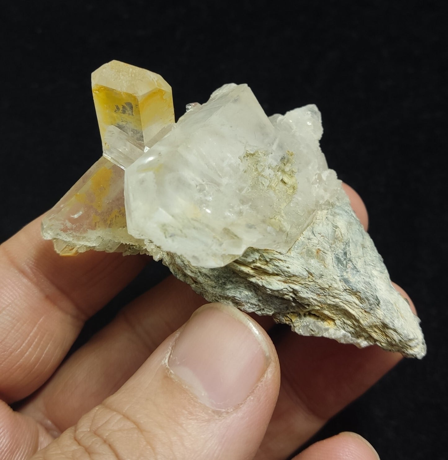 An Aesthetic Natural beautifully terminated Quartz specimen 57 grams