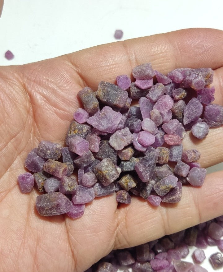 200 grams Natural Ruby Crystals And Rough