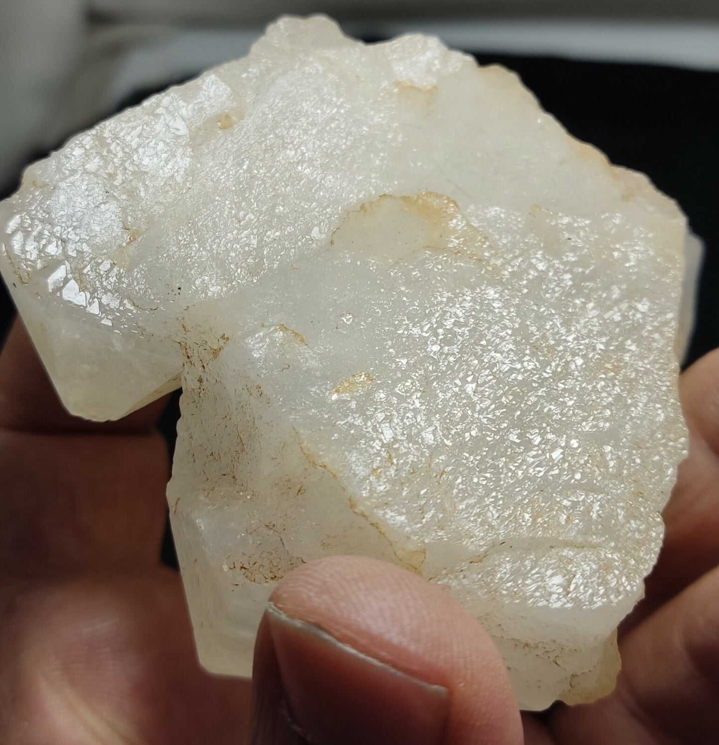 A very Aesthetic Natural beautifully terminated Quartz crystal 266 grams