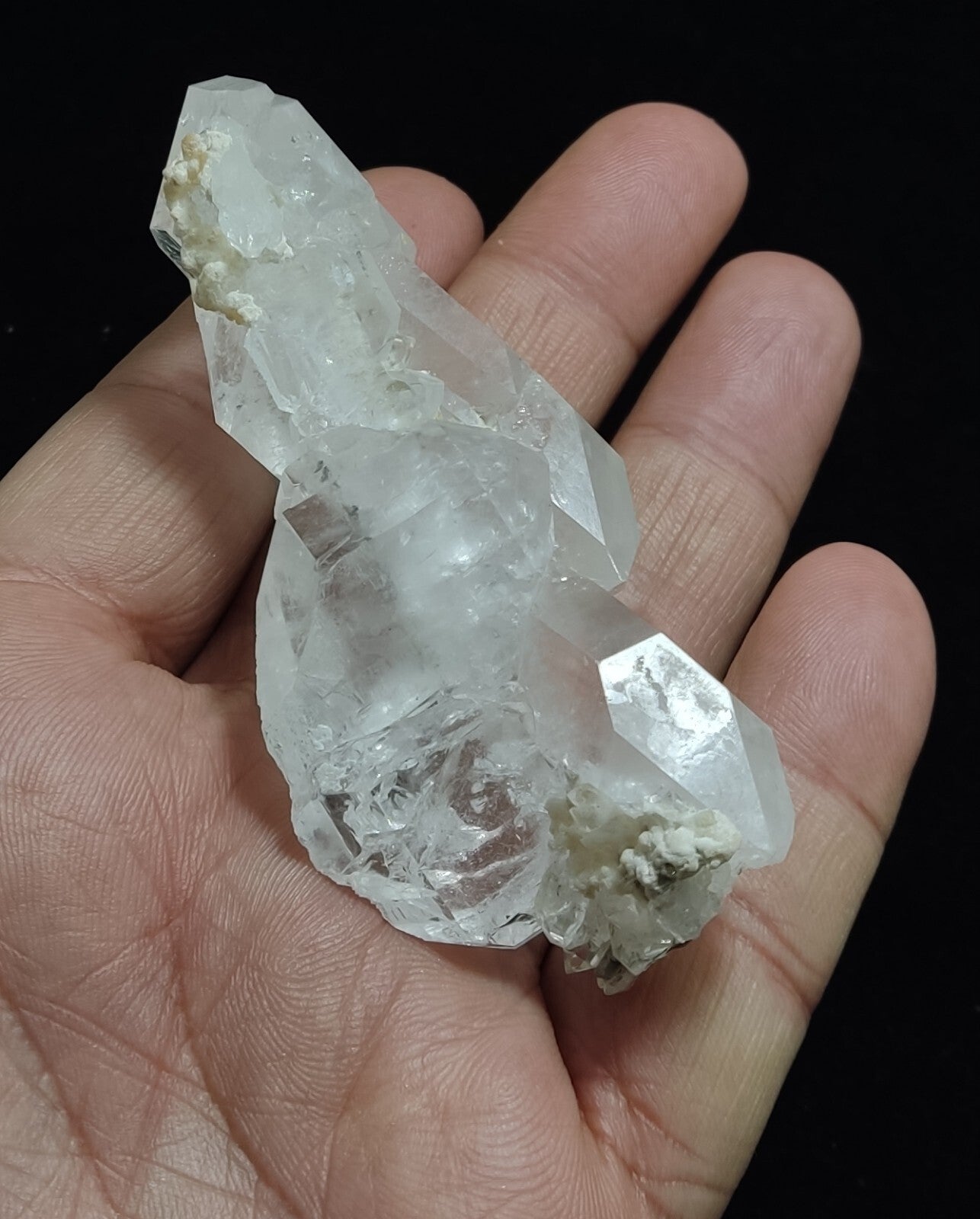 An Aesthetic terminated Quartz specimen 77 grams