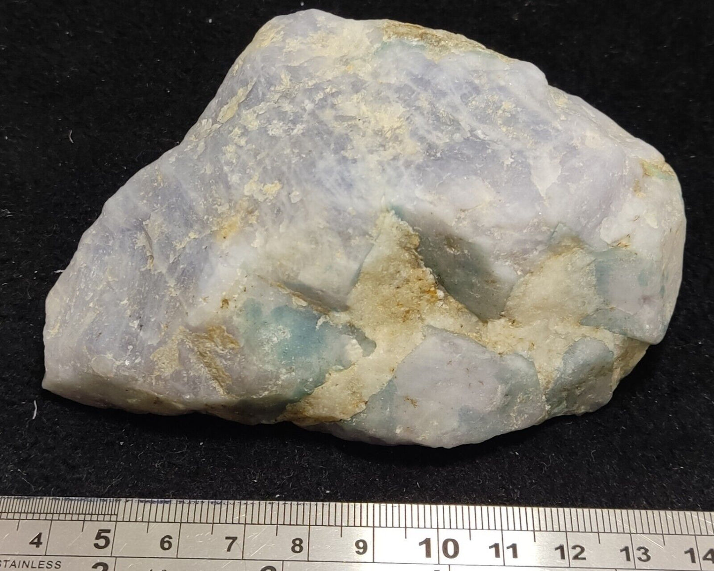 An Aesthetic Natural beautiful rough Hackmanite specimen 414 grams