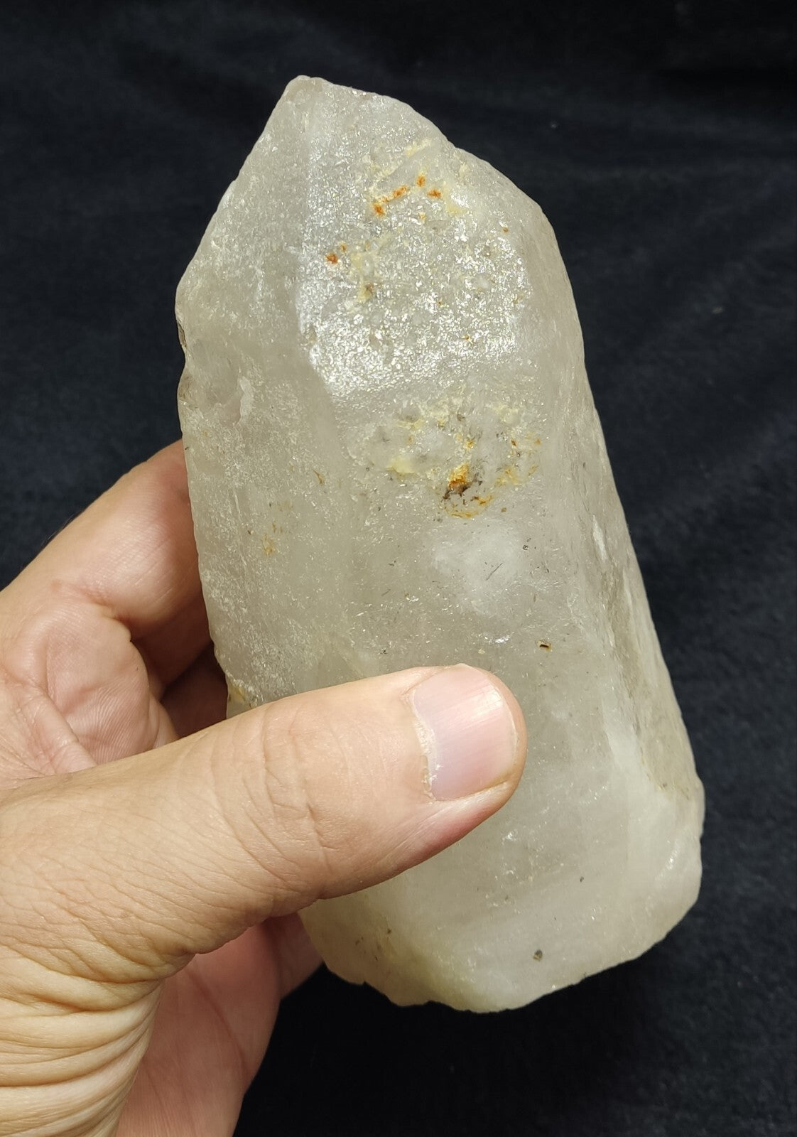 Large Natural beautifully terminated Quartz crystal 1080 grams