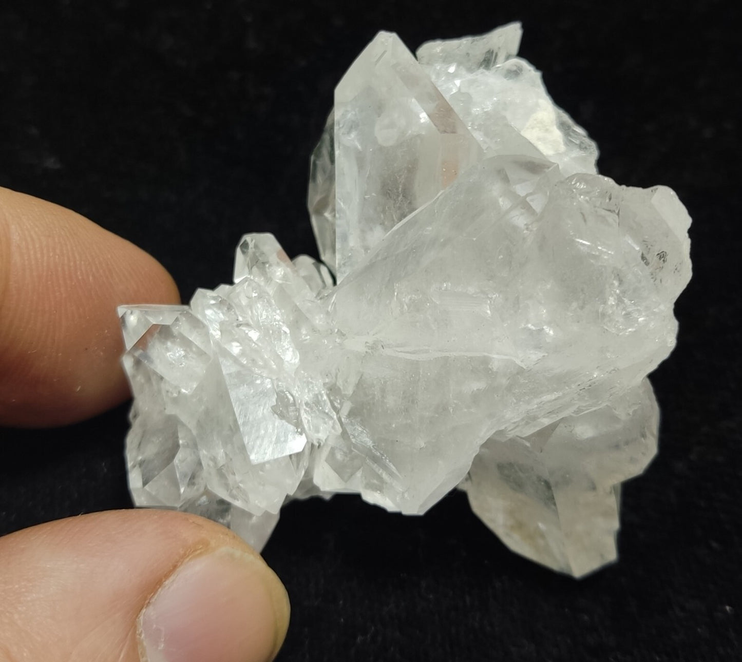 An Aesthetic Natural beautifully terminated Quartz cluster 54 grams