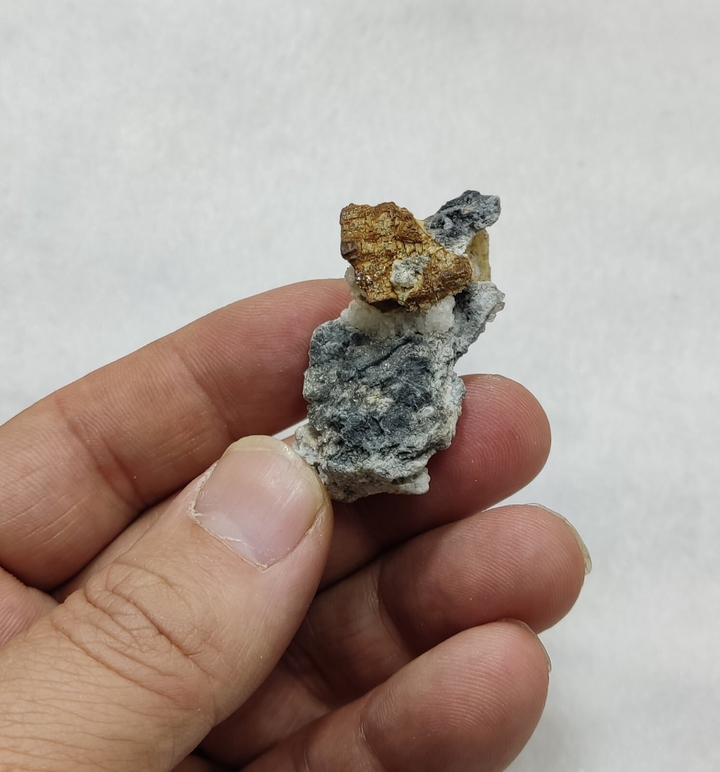 An amazing specimen of siderite on matrix 14 grams