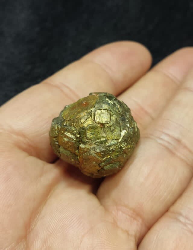 Natural Iridescent Pyrite Nodule Shape Specimen 36 Grams.