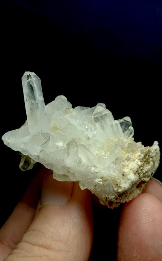 Natural  Quartz Crystal 39 Grams.
