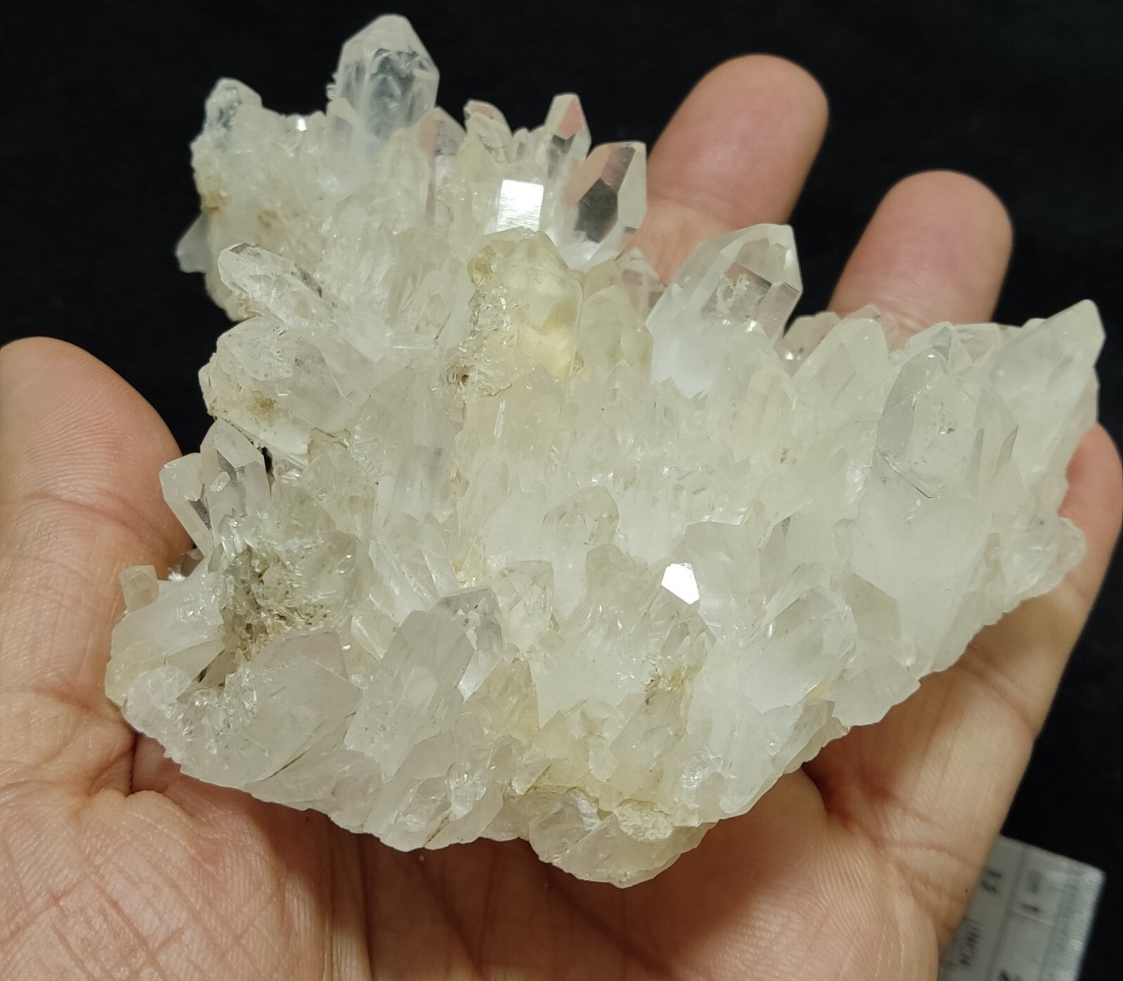 An Aesthetic terminated specimen of Quartz cluster 262 grams