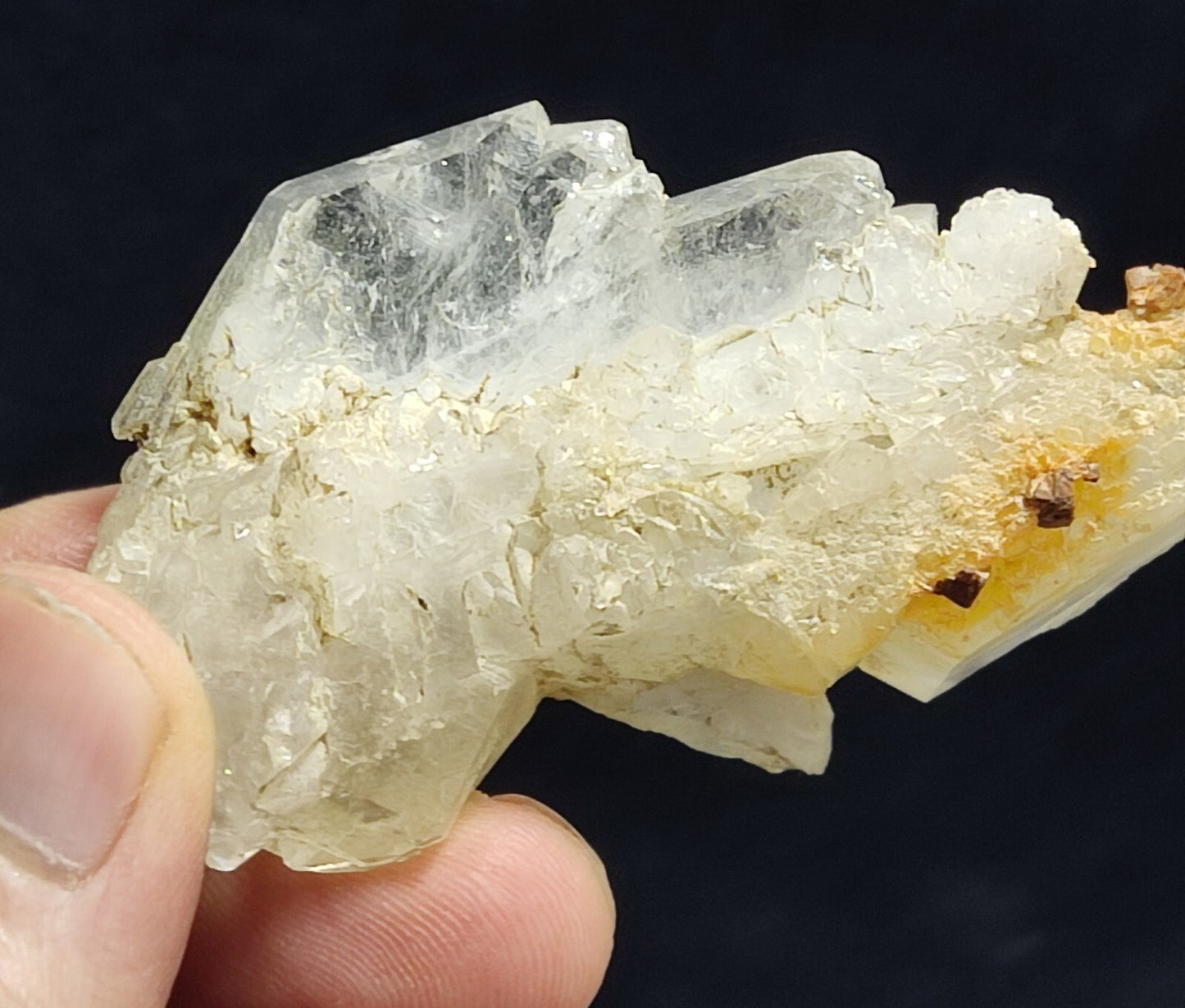 An Aesthetic terminated specimen of Quartz cluster 53 grams
