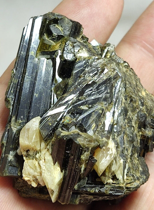 An Aesthetic specimen of epidote 97 grams