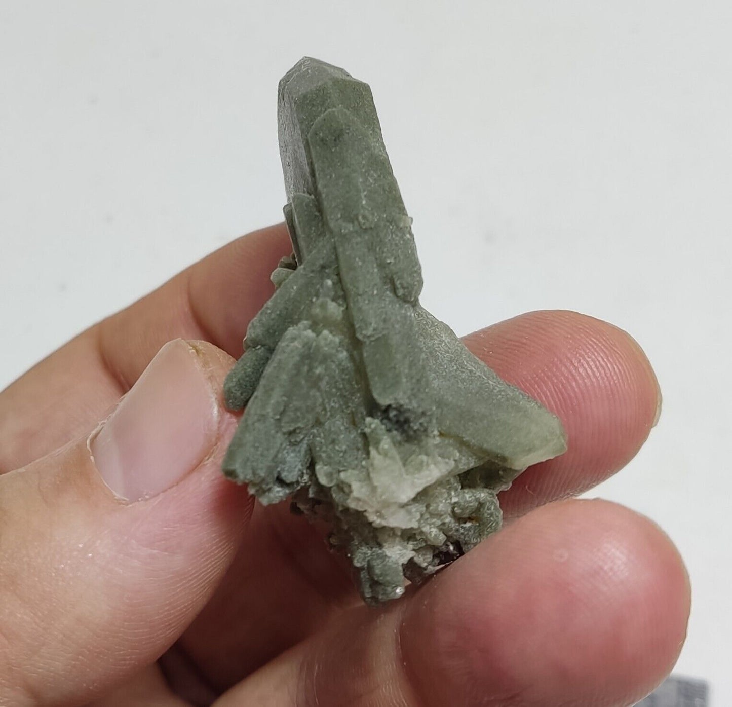 An Aesthetic Natural beautifully terminated Chlorite Quartz specimen 35 grams