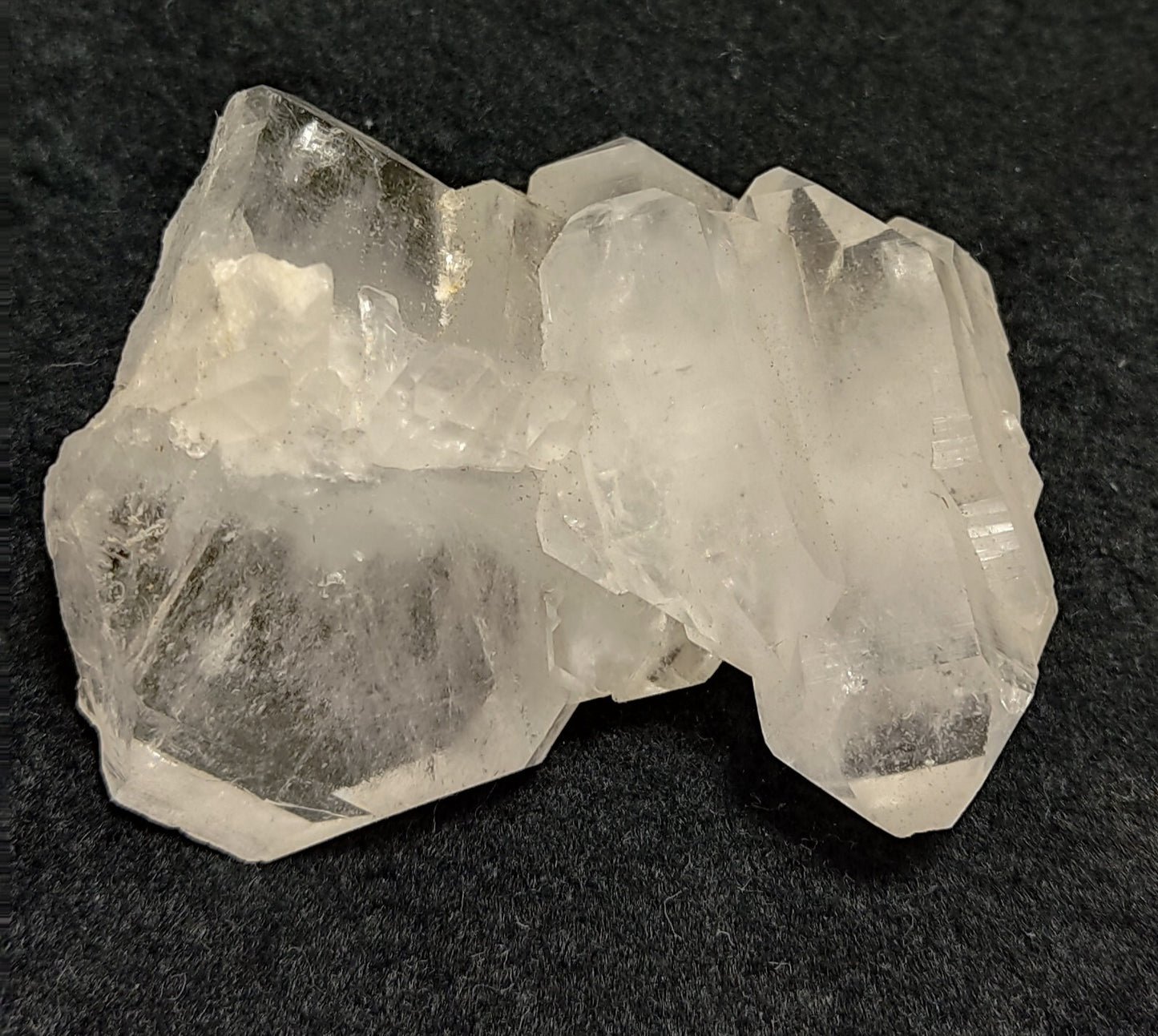 An Aesthetic terminated specimen of faden Quartz cluster 87 grams