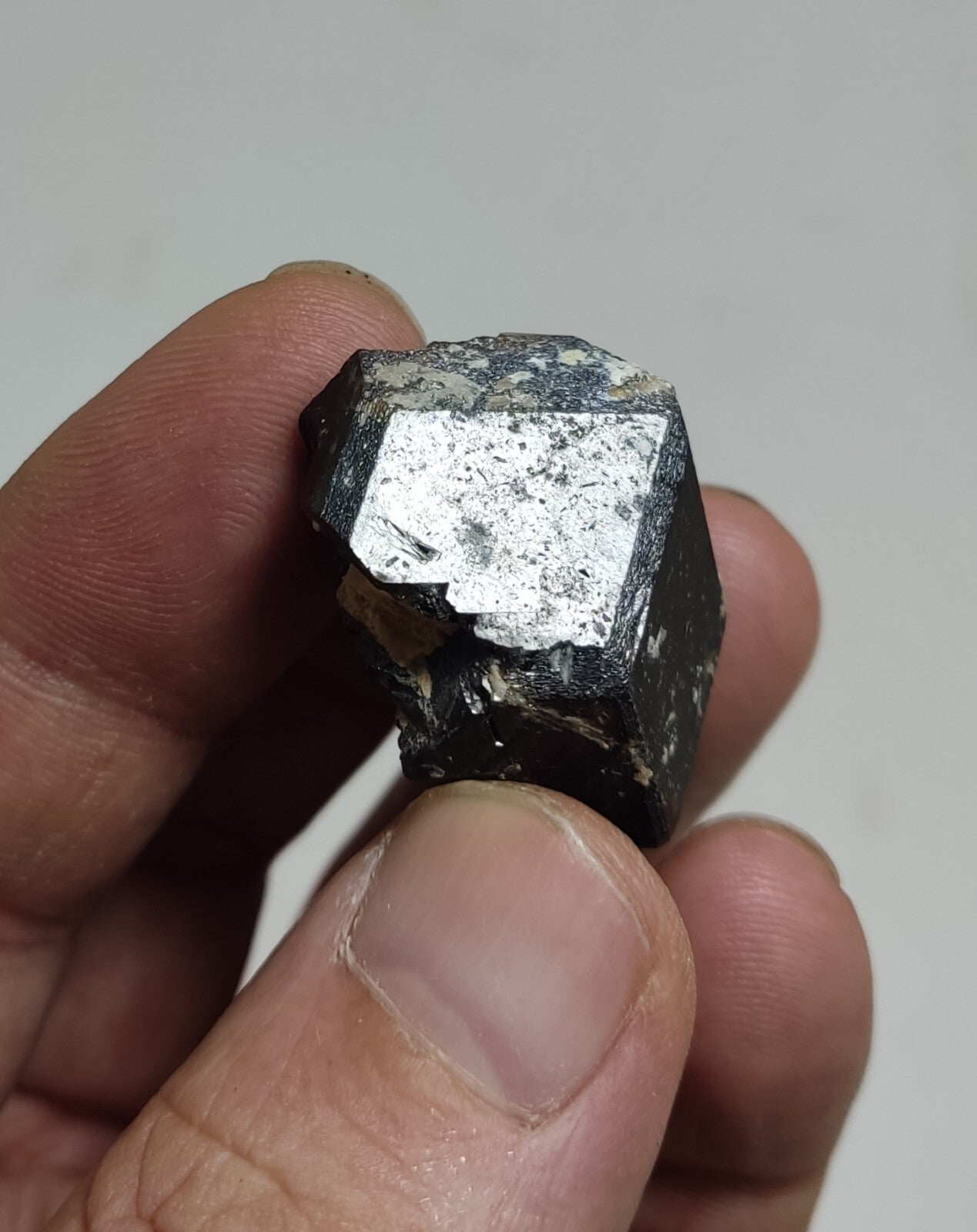 An Aesthetic terminated specimen of andradite crystal 25 grams