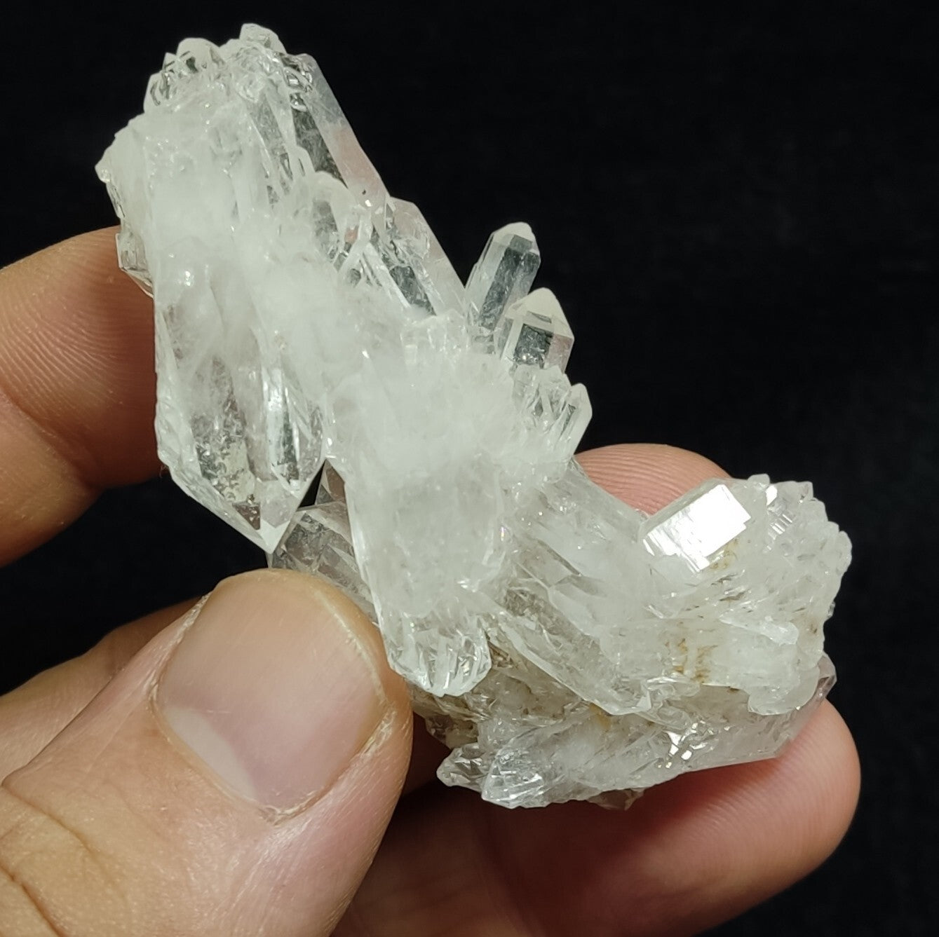 An Aesthetic Natural beautifully terminated Clear Quartz specimen 40 grams