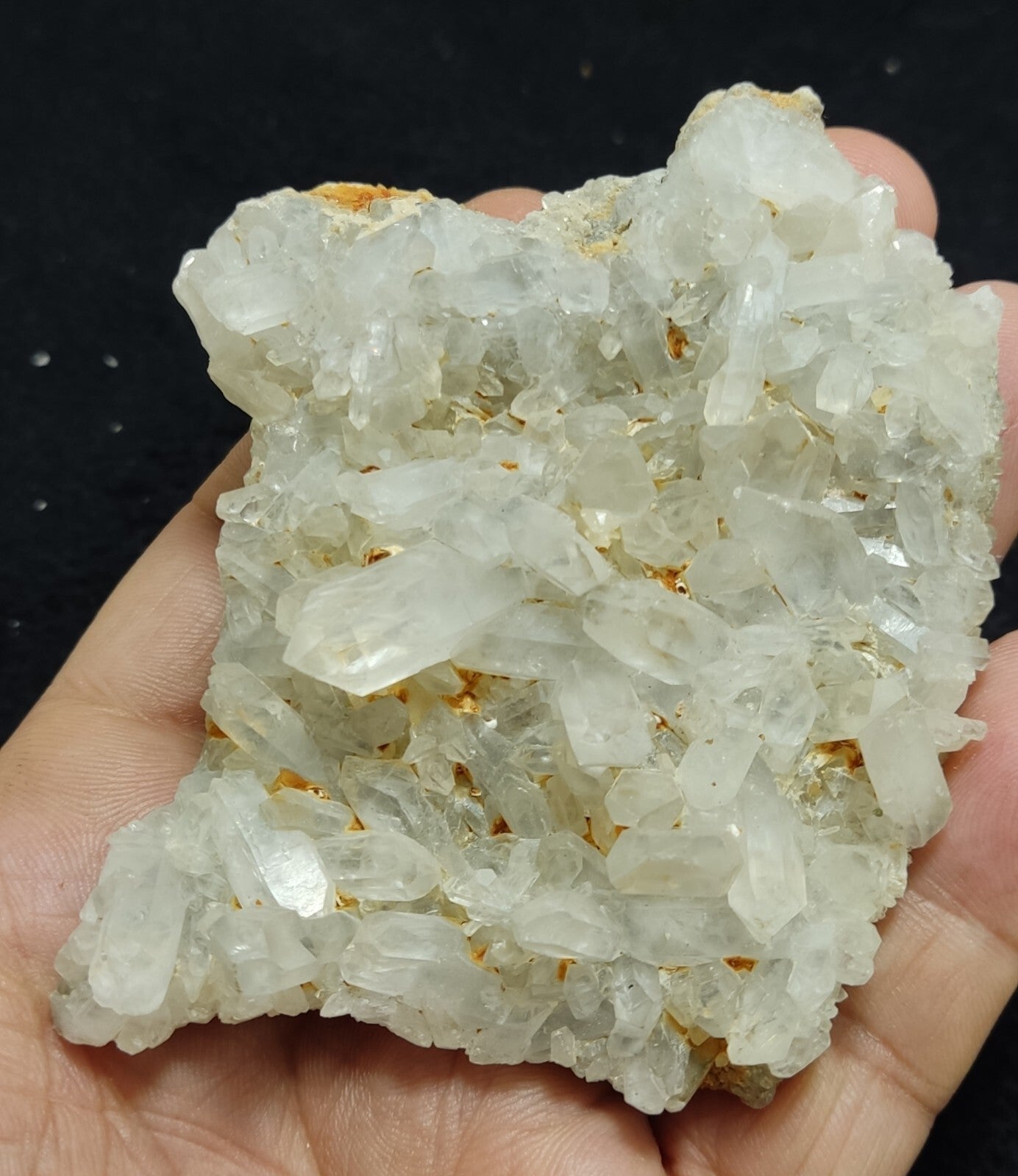 An Aesthetic terminated specimen of Quartz cluster 115 grams