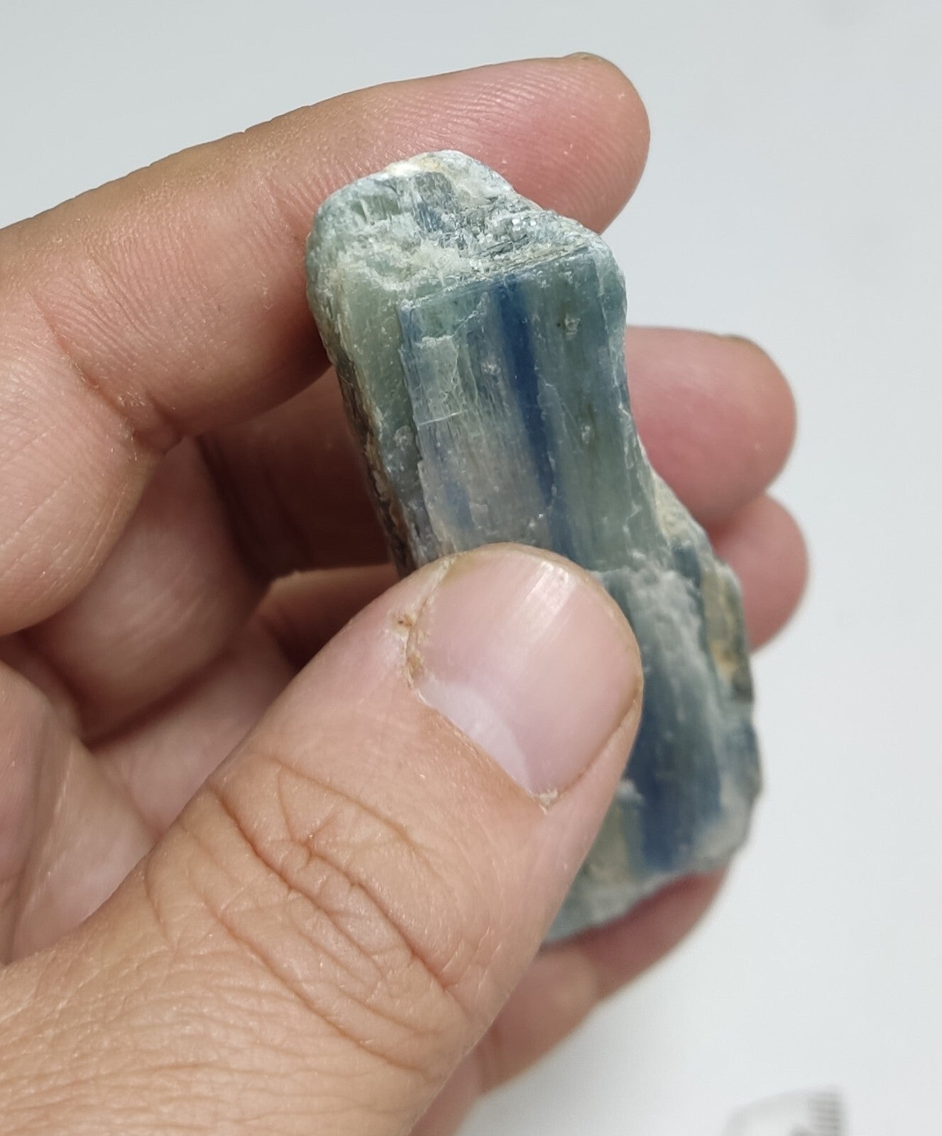 An Aesthetic specimen of blue kyanite crystal 69 grams