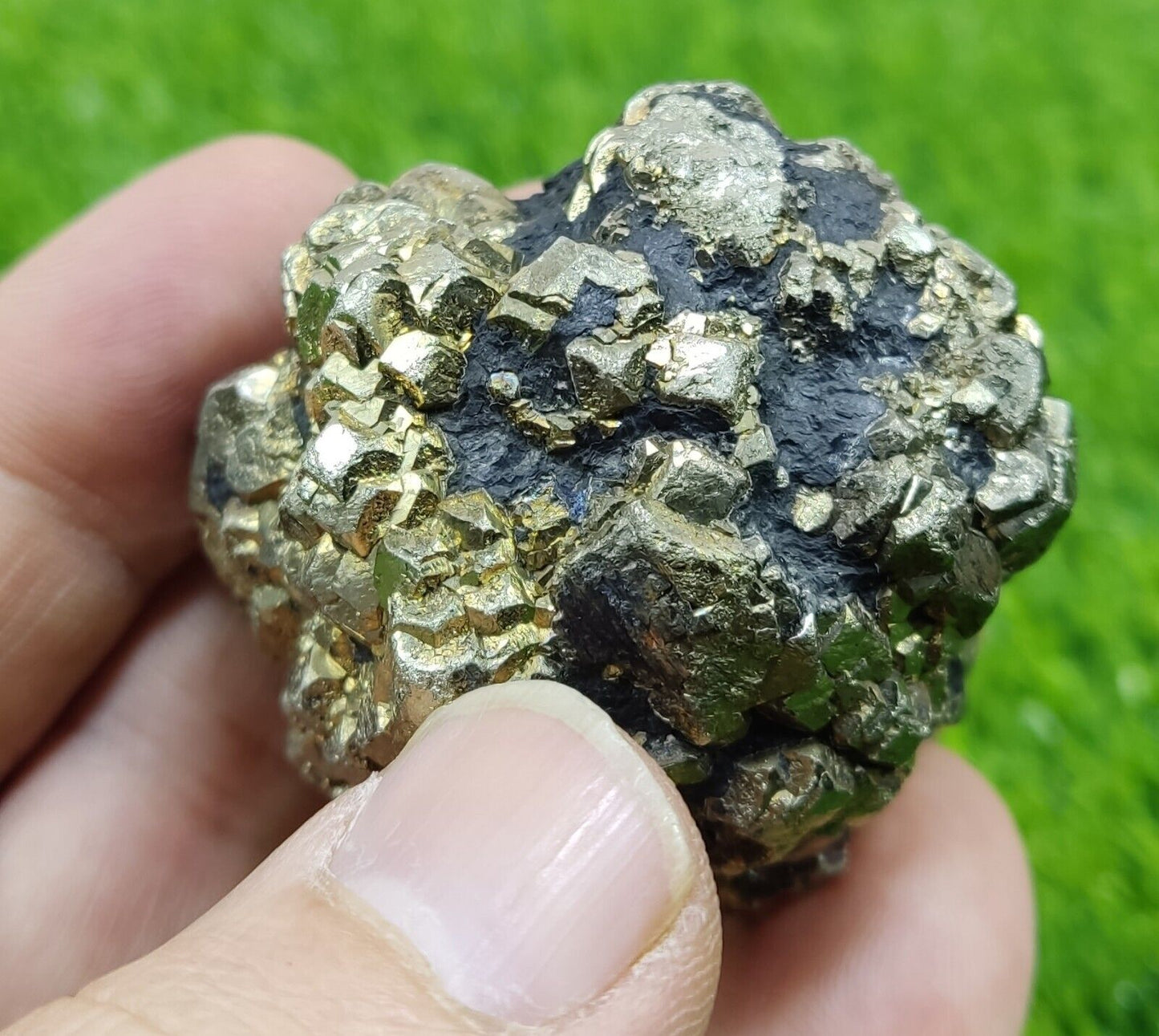 201 grams amazing specimen of pyrite/marcasite 201 grams