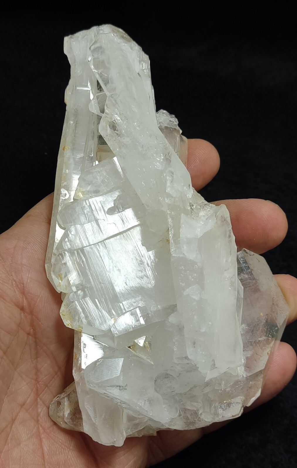 An amazing specimen of terminated faden Quartz crystal 320 grams