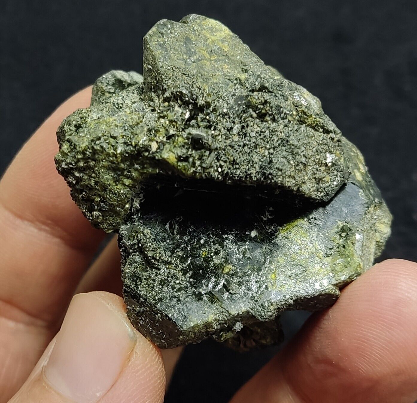 An Aesthetic Natural terminated epidote crystal specimen 109 grams