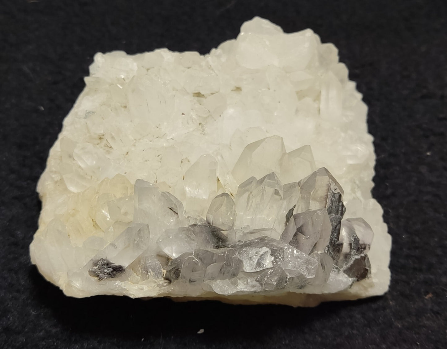 A very Aesthetic Natural terminated brookite Quartz cluster 161 grams