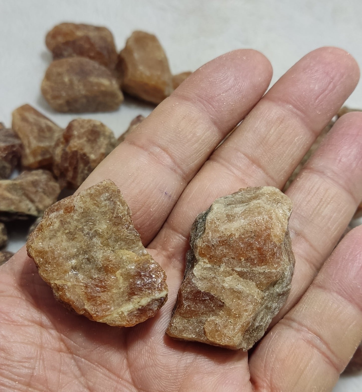 1000 grams lot of rough hessonite garnets