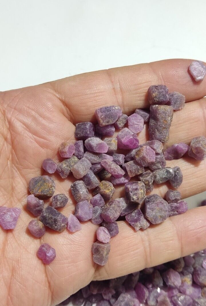 200 grams Natural Ruby Crystals And Rough