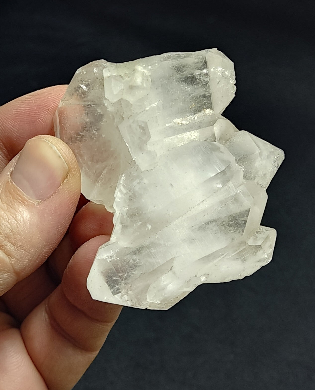 An Aesthetic terminated specimen of faden Quartz cluster 87 grams