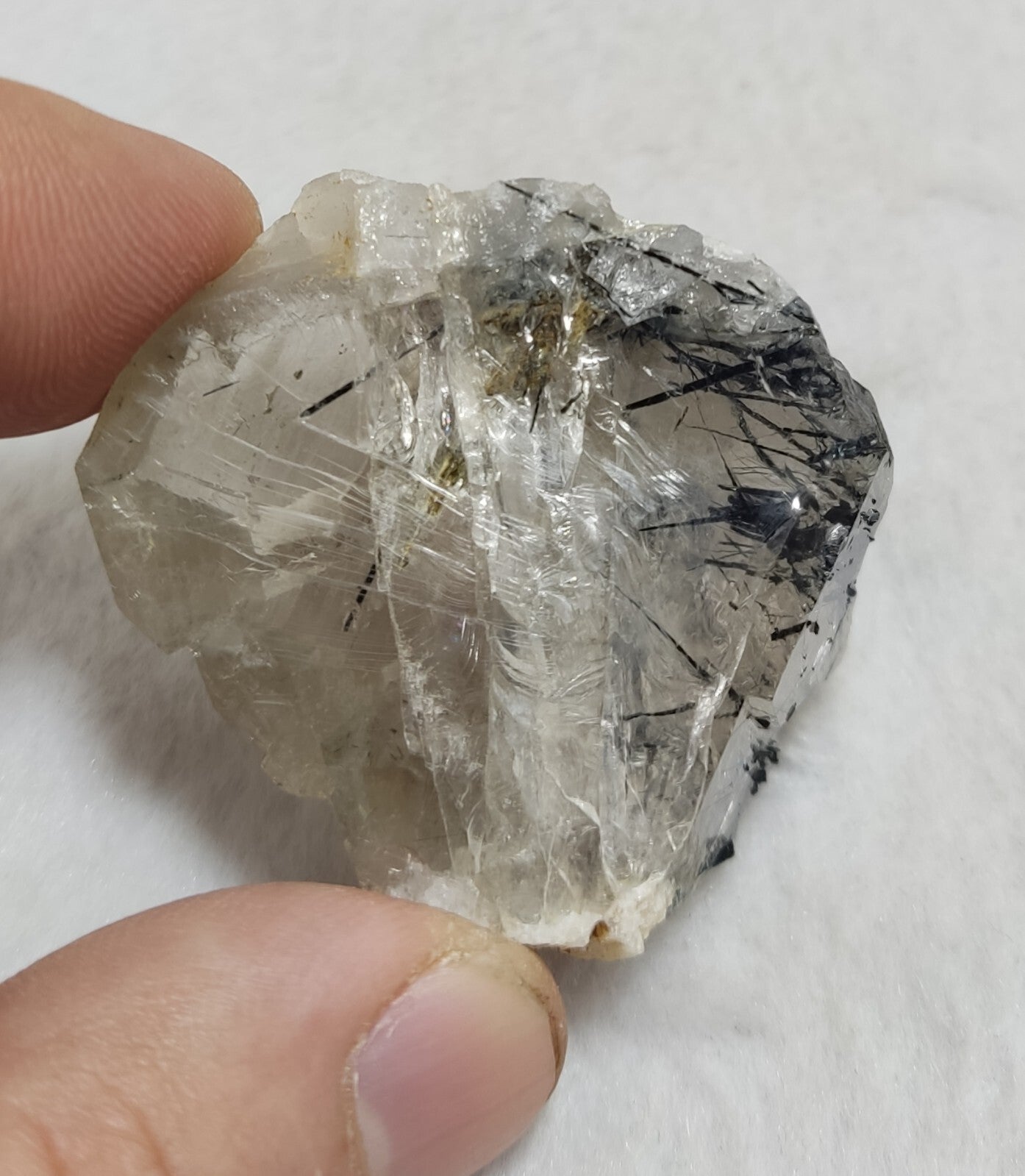 An Aesthetic Natural terminated Quartz crystal with unique inclusions 49 grams