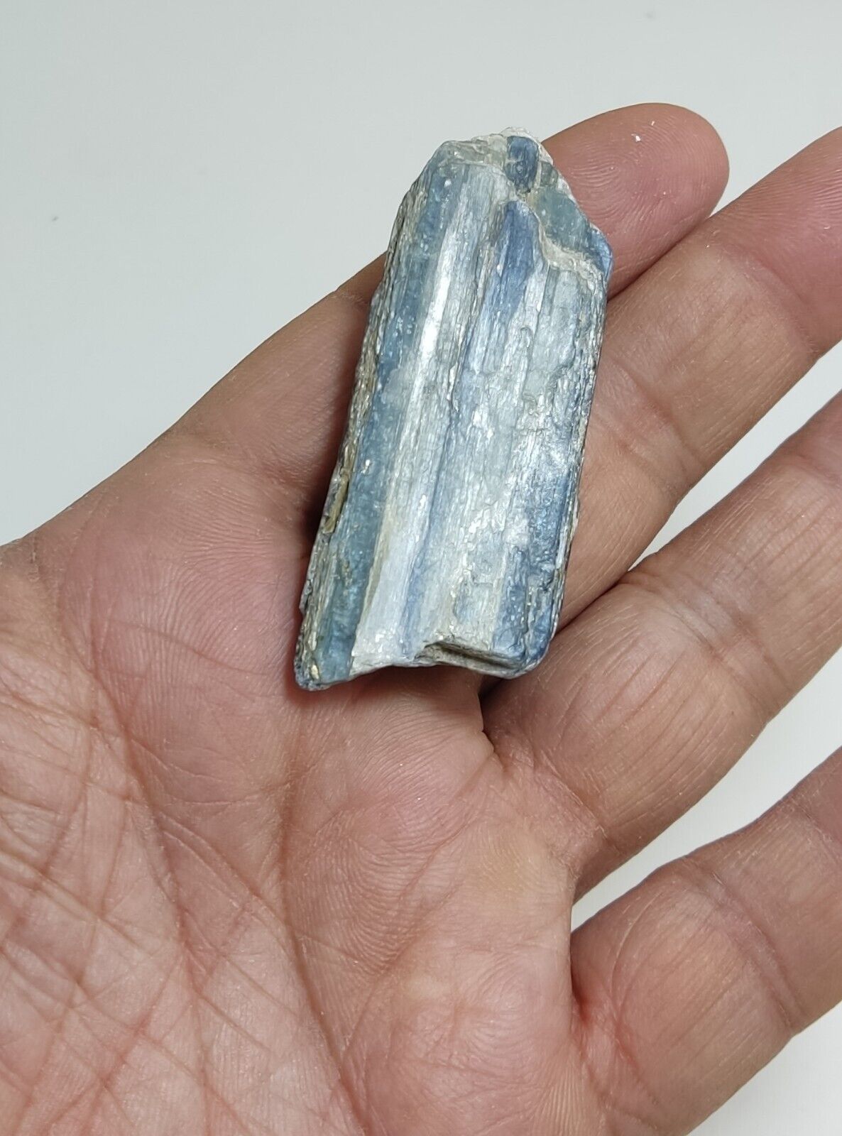 An Aesthetic specimen of blue kyanite crystal 45 grams