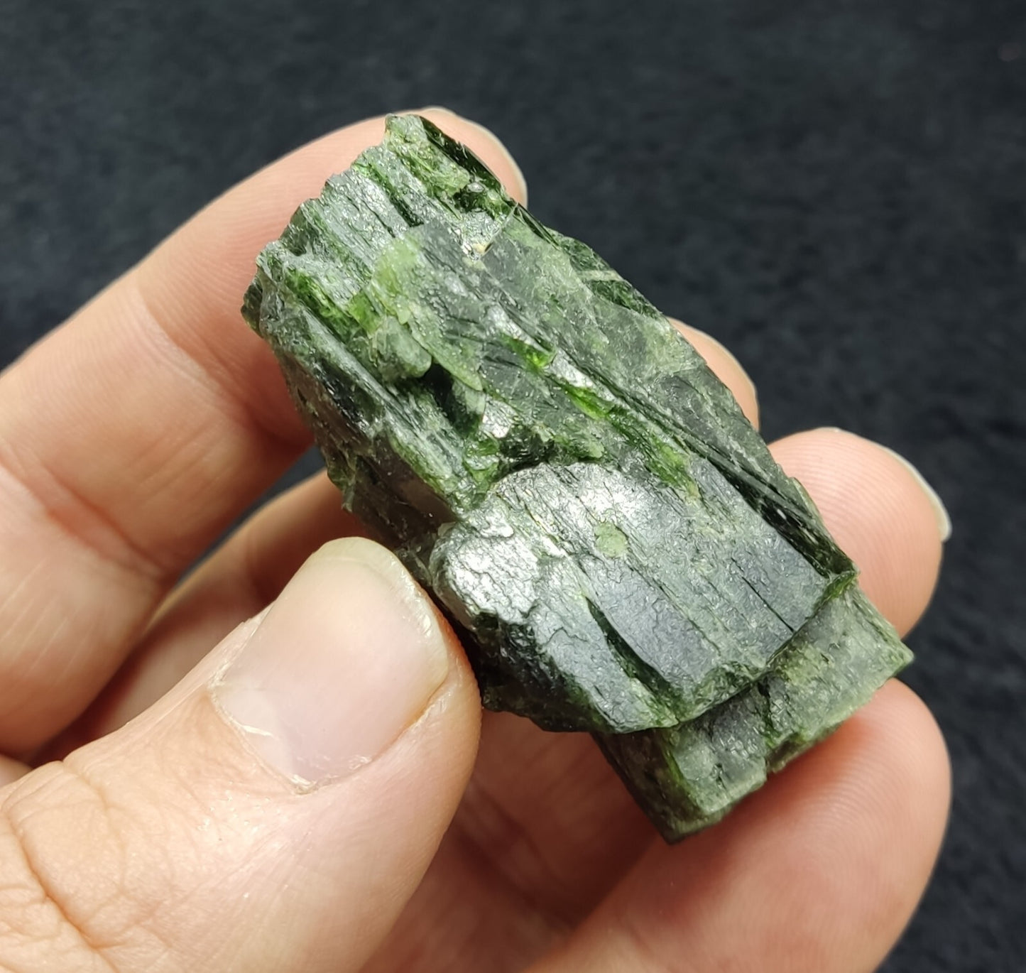 An amazing specimen of diopside crystal 46 grams