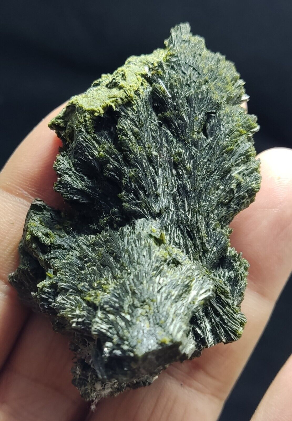 An aesthetic specimen of epidote crystal specimen 82 grams