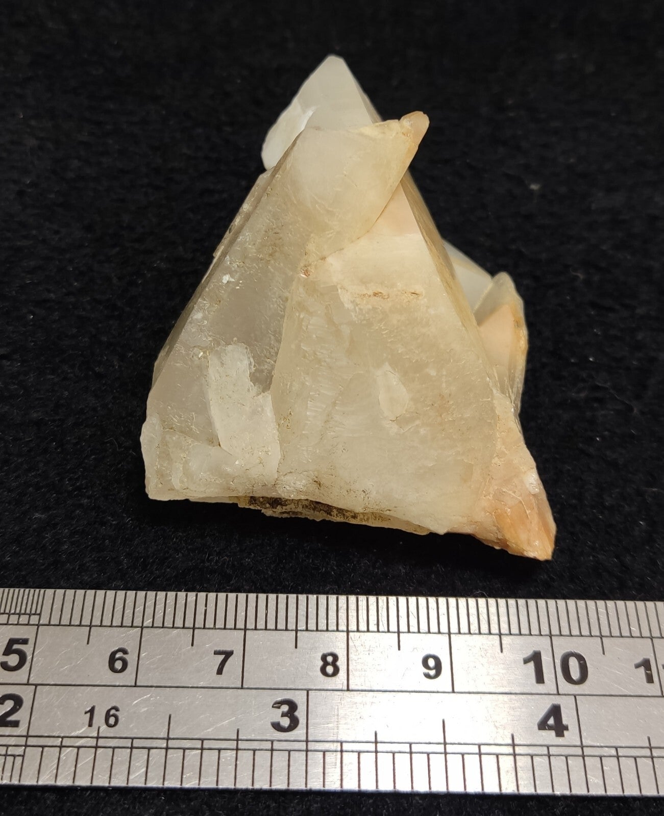 70 grams natural quartz crystal specimen with amphibole inclusions