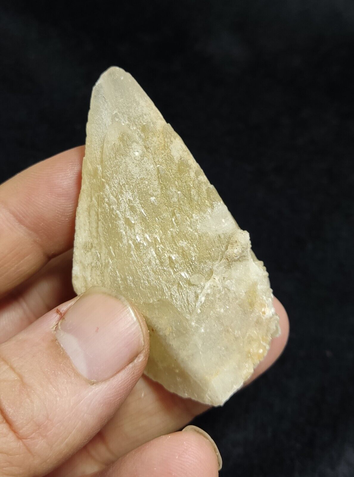 A very Aesthetic Natural beautifully terminated Calcite crystal 72 grams