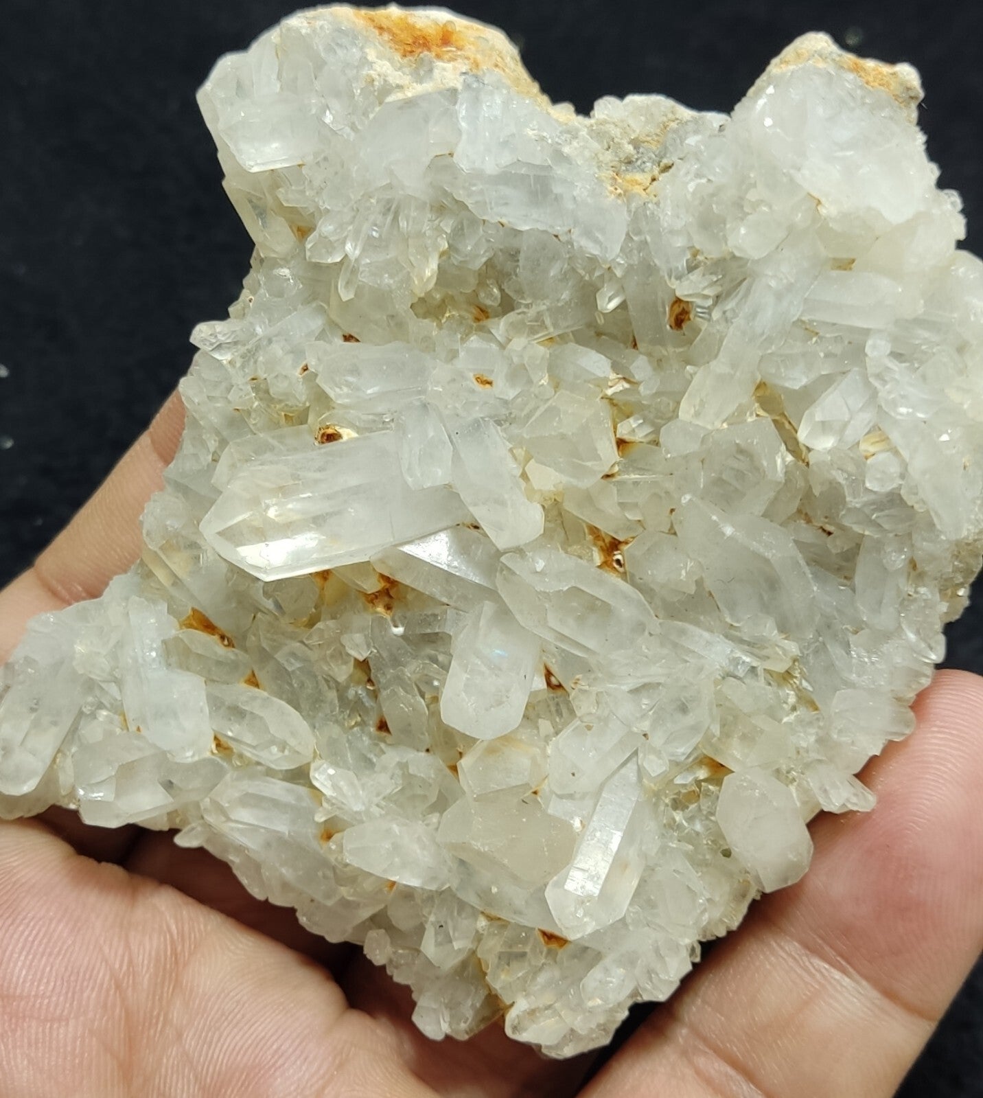 An Aesthetic terminated specimen of Quartz cluster 115 grams