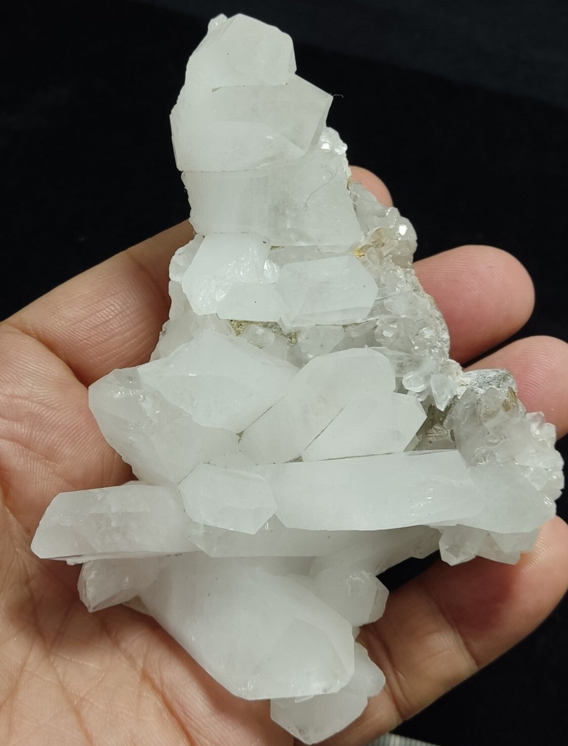 An Aesthetic Natural beautifully terminated Quartz cluster 210 grams