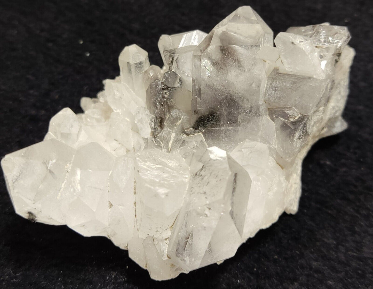 A very Aesthetic Natural terminated brookite Quartz cluster 84 grams