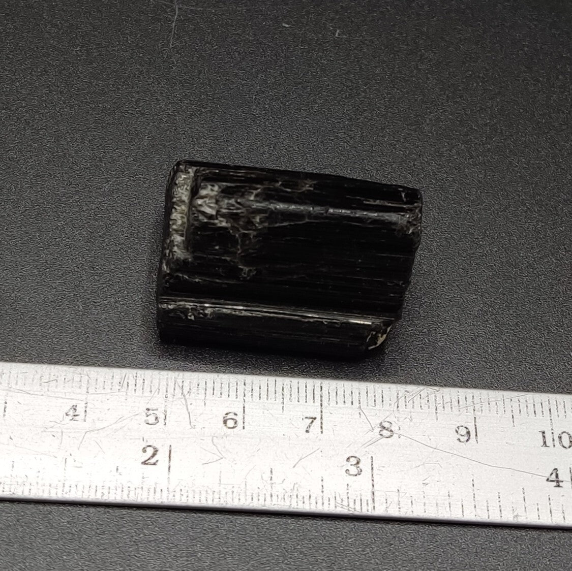 An amazing specimen of terminated black tourmaline 32 grams