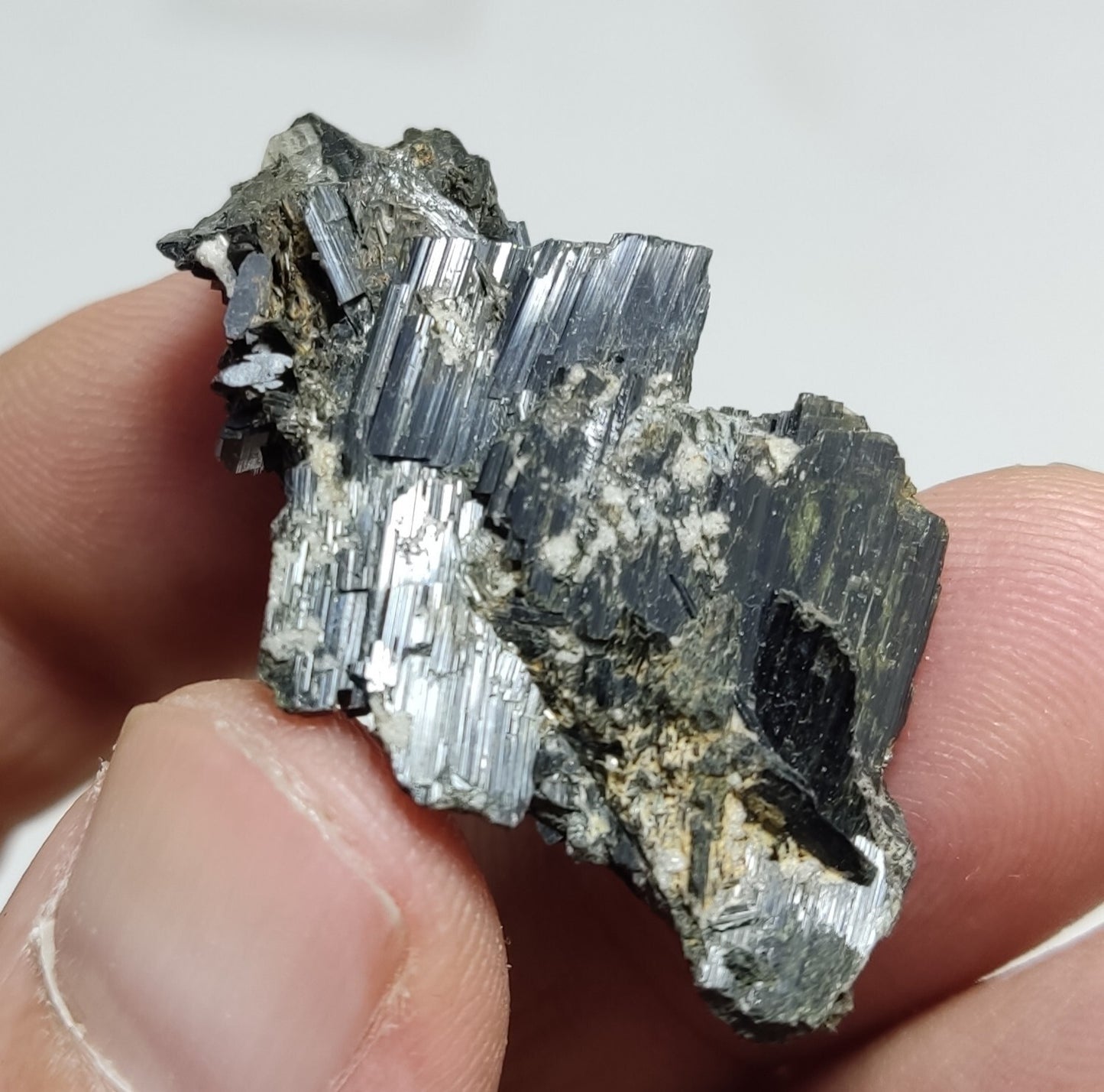 An aesthetic specimen of terminated aegirine crystal cluster 12 grams