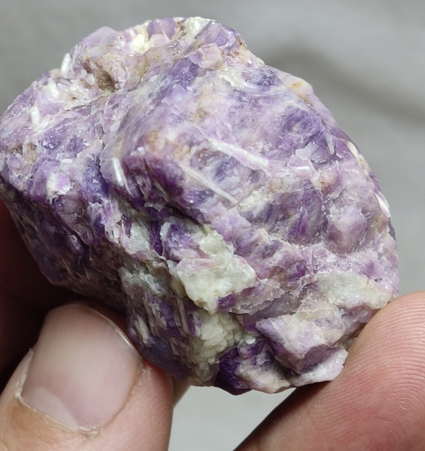 An amazing specimen of fluorescent rough hackmanite chunk 51 grams