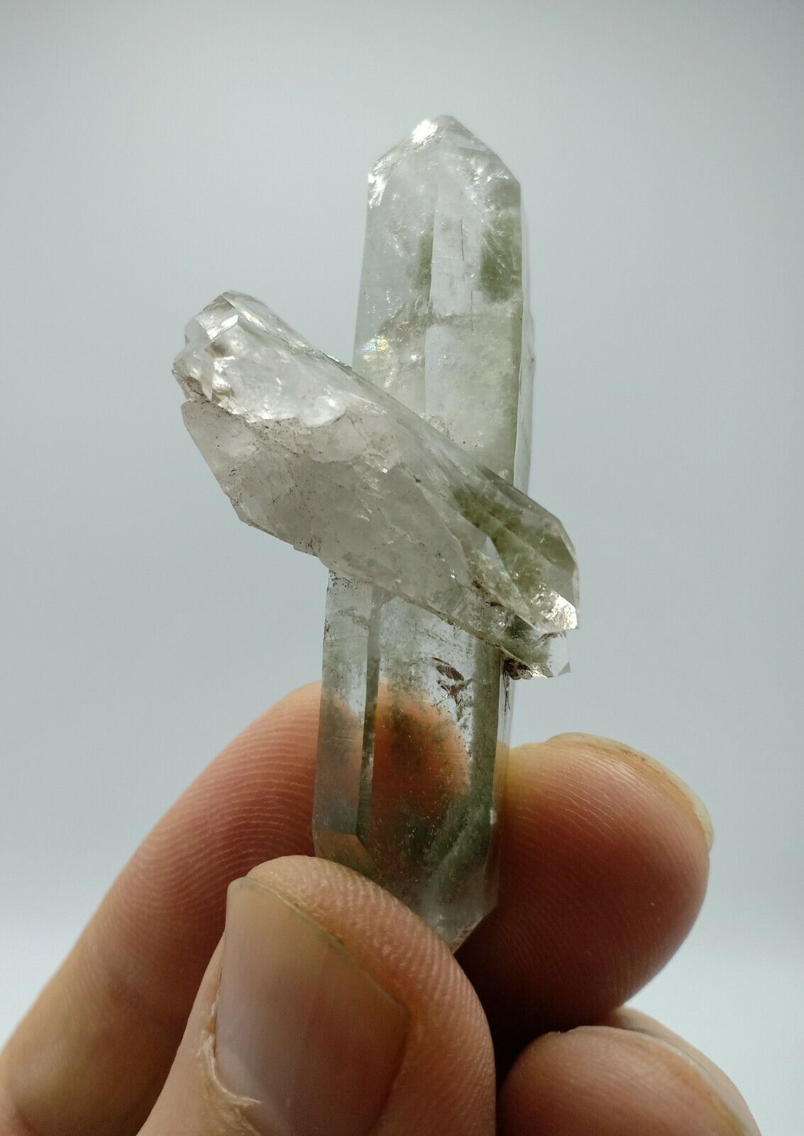 A very Aesthetic Natural beautifully terminated Chlorite Quartz crystal 27 grams