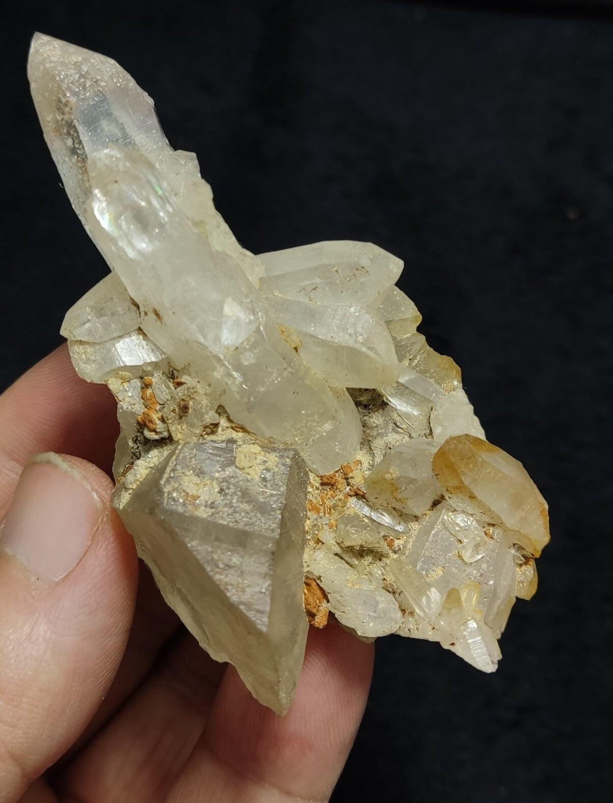 Natural terminated Quartz Crystal 109 grams