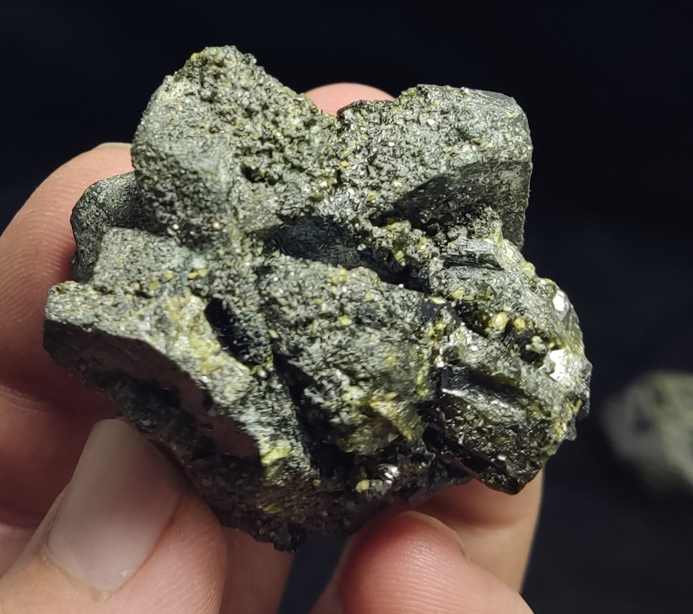 An Aesthetic Natural terminated epidote crystal specimen 109 grams