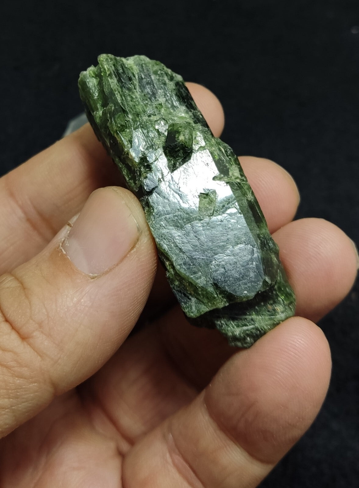 An amazing specimen of diopside crystal 45 grams