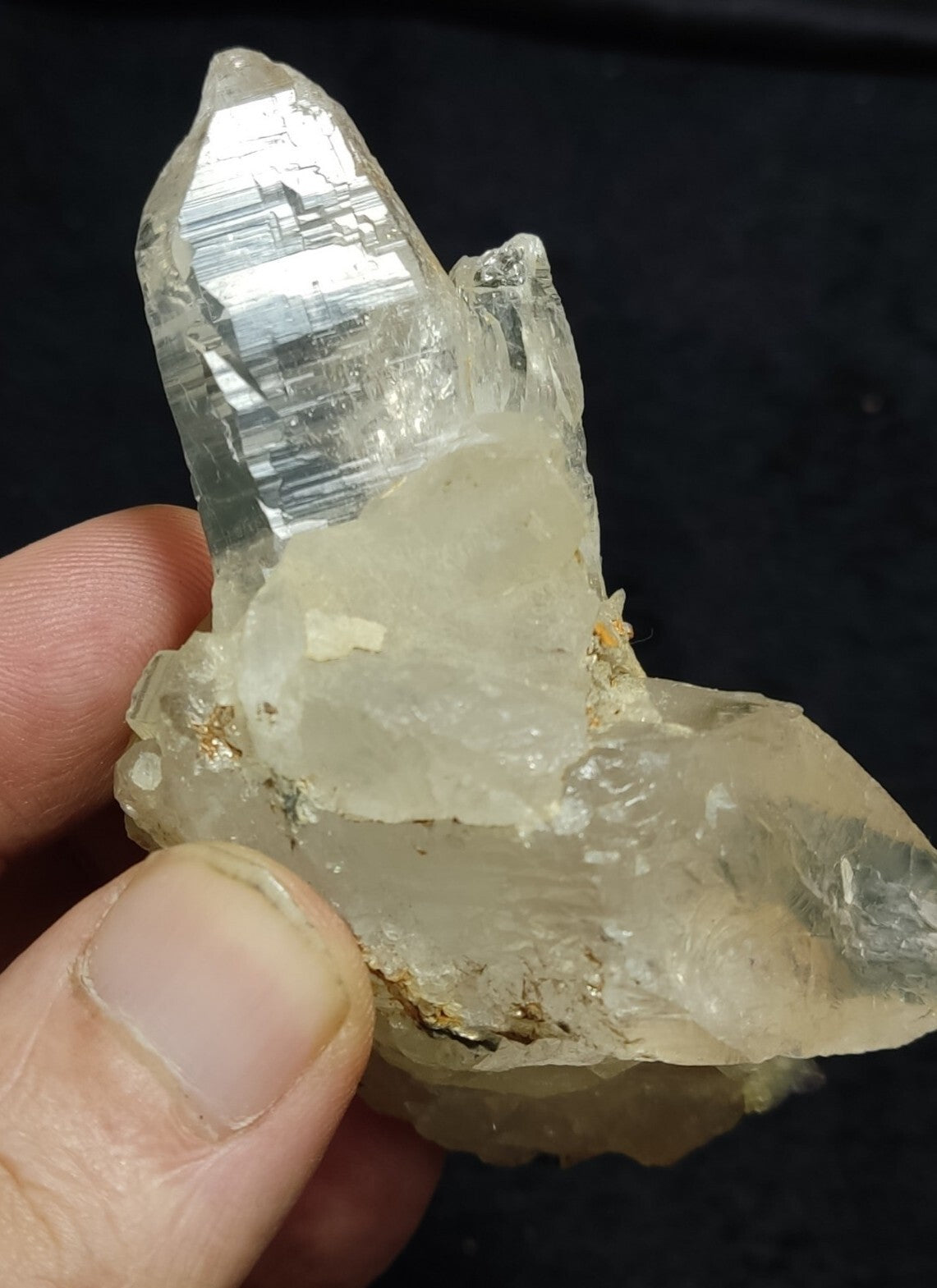 Natural terminated Quartz Crystal 109 grams