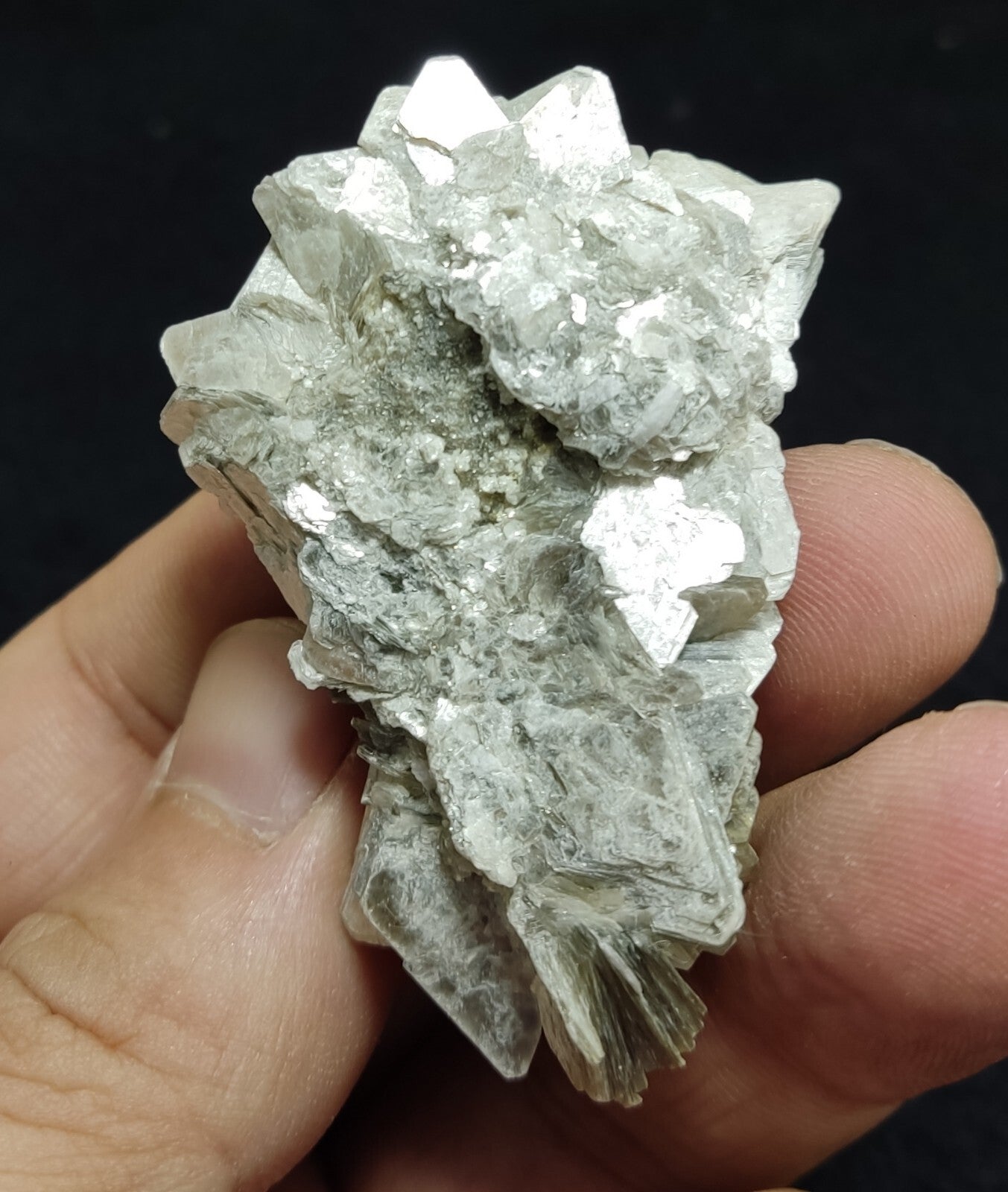 An Aesthetic specimen of muscovite cluster 30 grams