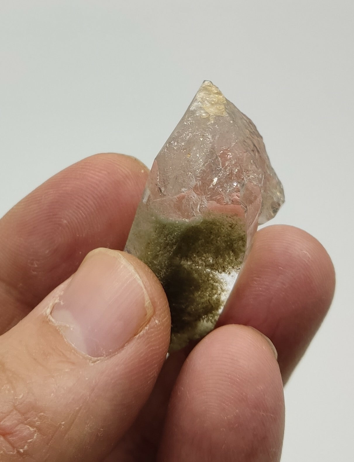 A very Aesthetic Natural beautifully terminated Chlorite Quartz crystal 22 grams