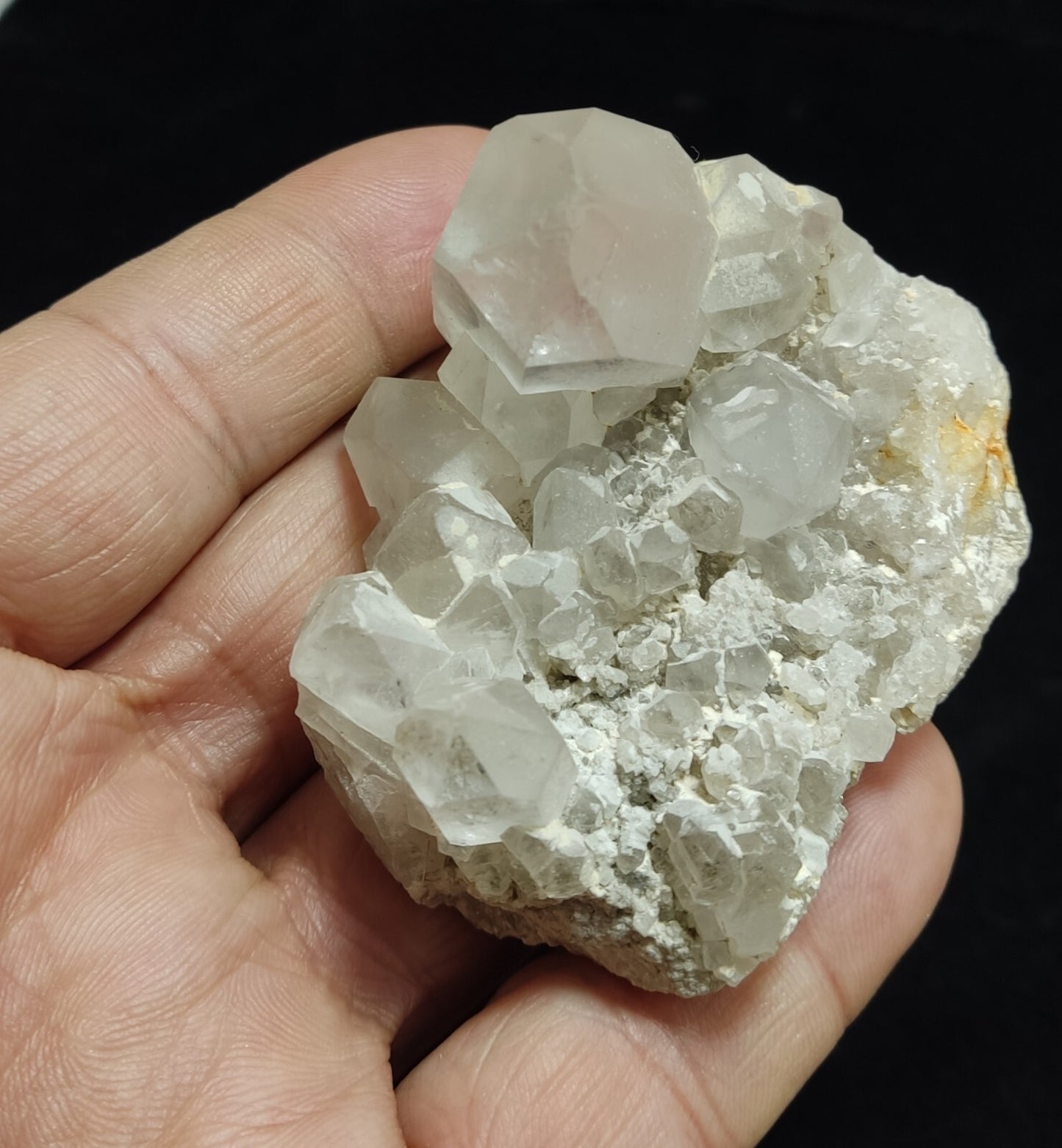 An Aesthetic terminated Quartz cluster 114 grams