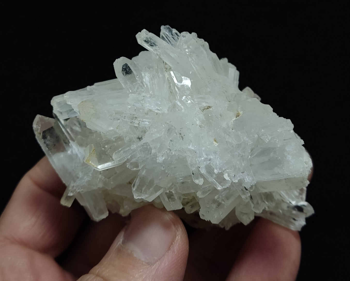An Aesthetic terminated Quartz cluster 174 grams