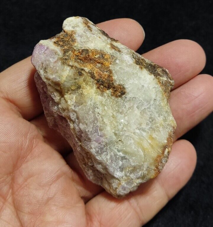 106 grams Tenebrescent Highly Fluorescent Hackmanite Specimen