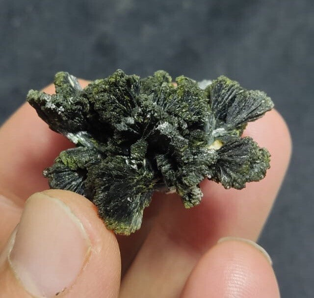 Natural Epidote Cluster 19 Grams.
