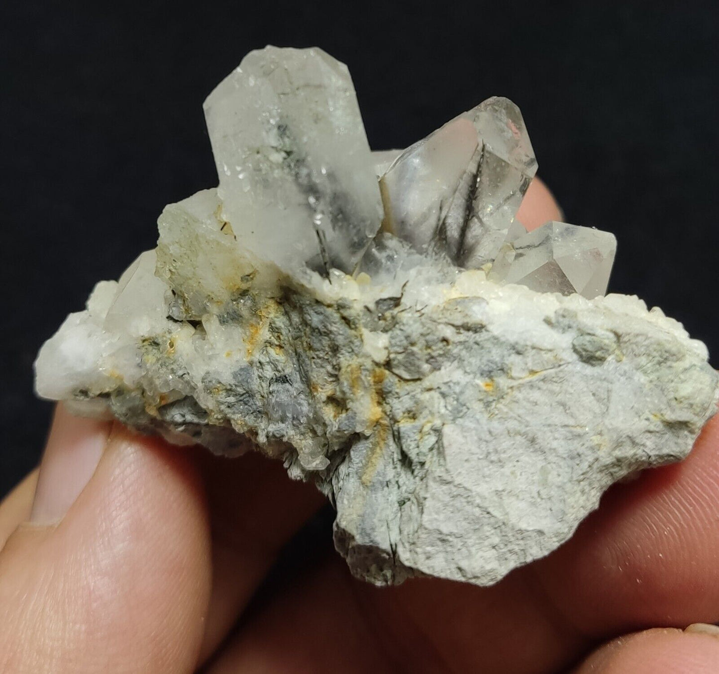 A very Aesthetic Natural terminated brookite Quartz cluster 49grams